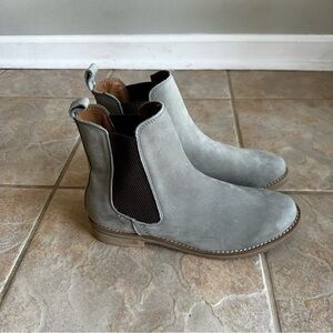 NEW Hari Mari Midland Taupe Nubuck Suede Pull On Chelsea Boot​​​​